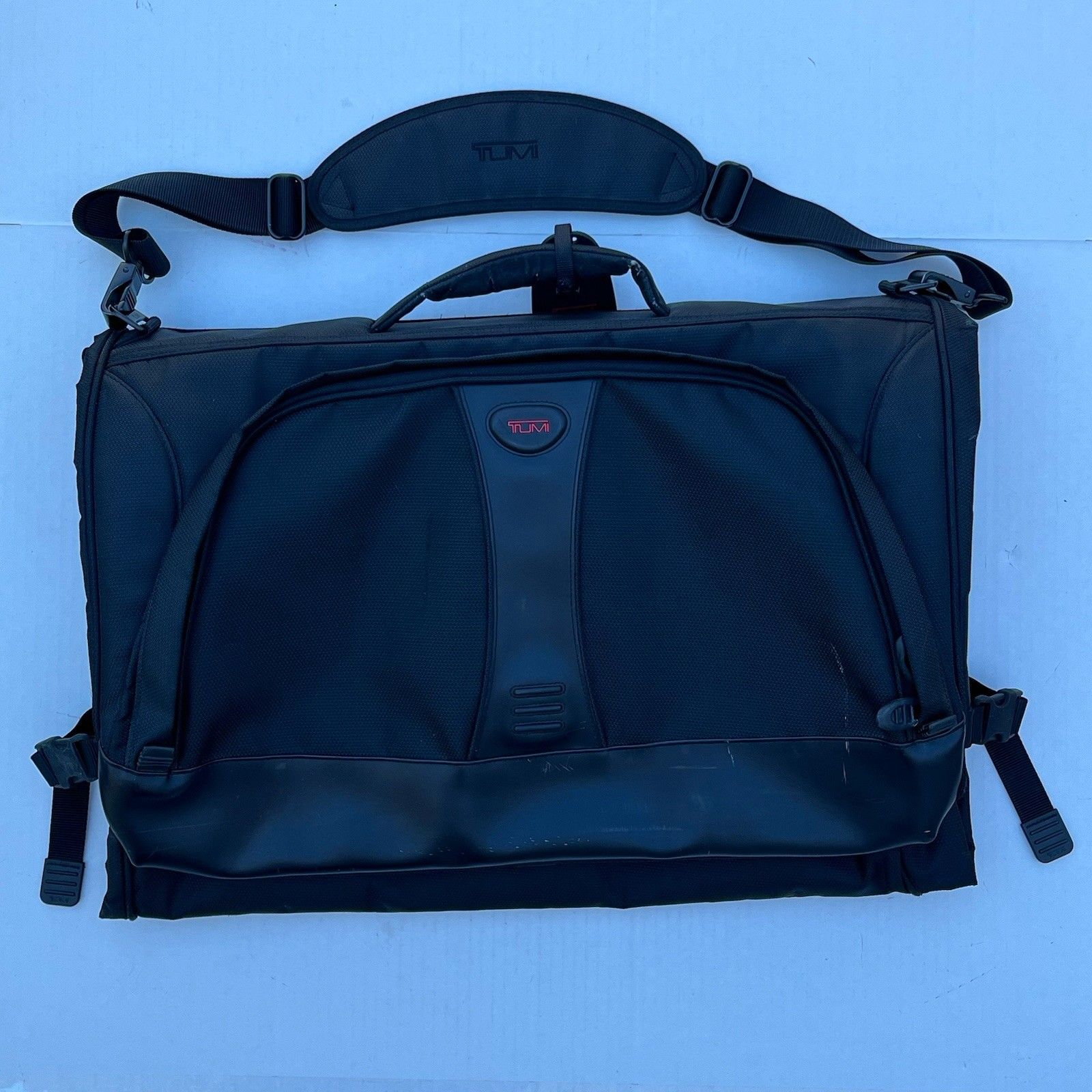 Tumi Tri-Fold Carry On Travel Garment Bag Ballistic Nylon Crossbody Black 22”